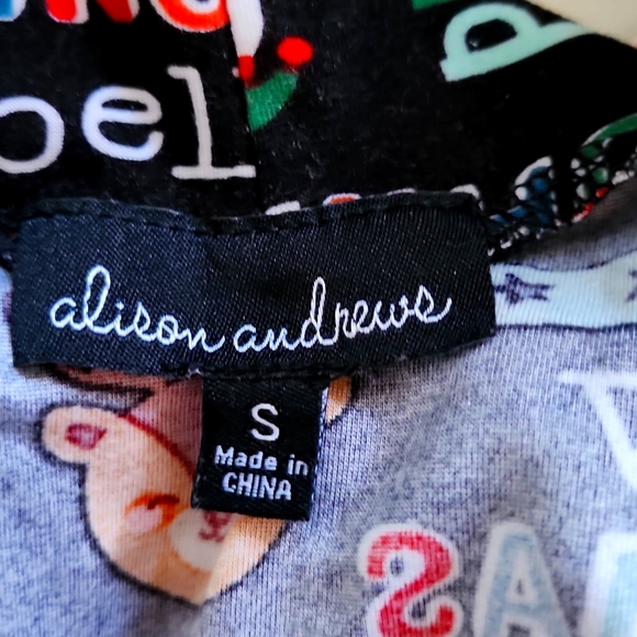 EUC Alison Andrews turtleneck top🎅🎅🎅 Runs large - Picture 7 of 7